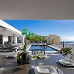 Vila Luxury Ida *