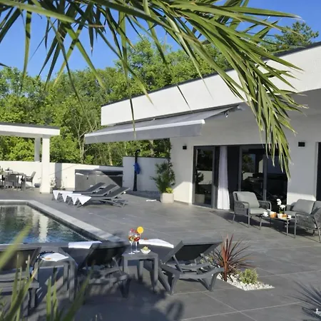 Luxury Ida