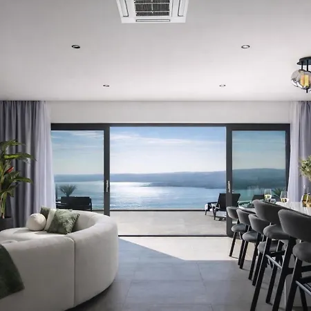 Luxury Ida *