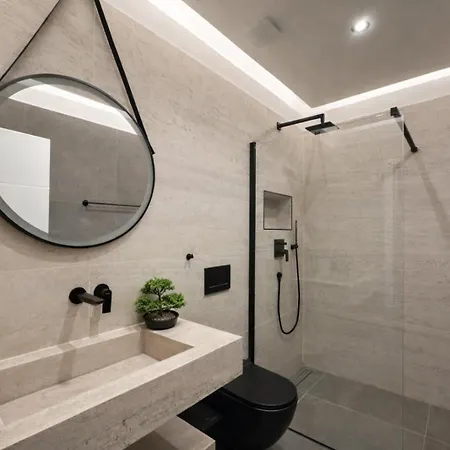 Luxury Ida *